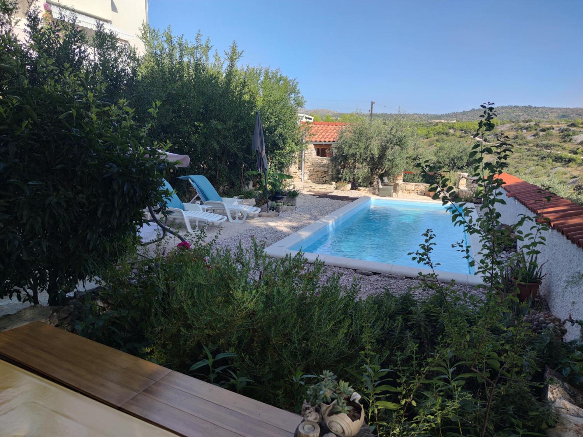 Vacation House Milka Milna  Extérieur photo